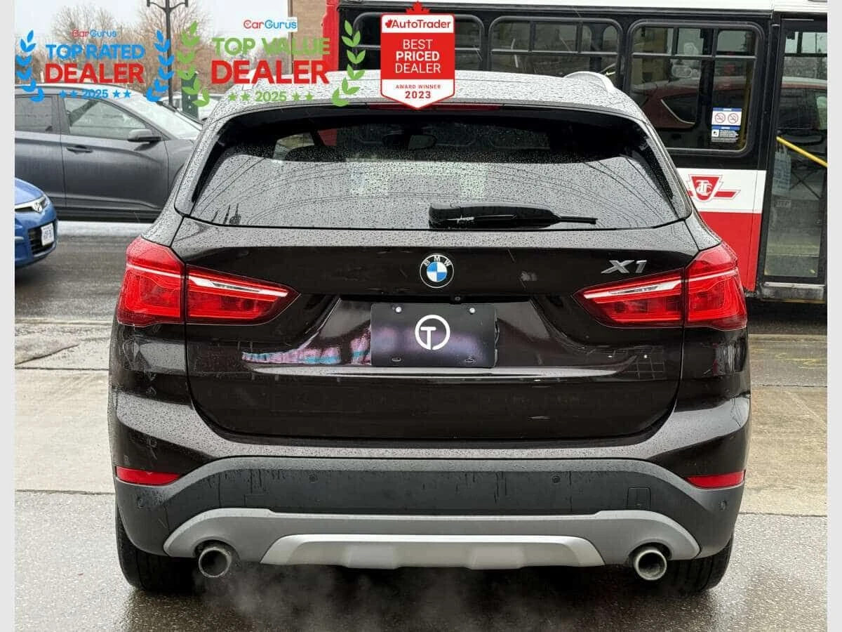 BMW X1 * xDrive28i * ПОДГРЕВИ* ПАНОРАМА* ФИКСИРАНА ЦЕНА , снимка 9 - Автомобили и джипове - 53826986