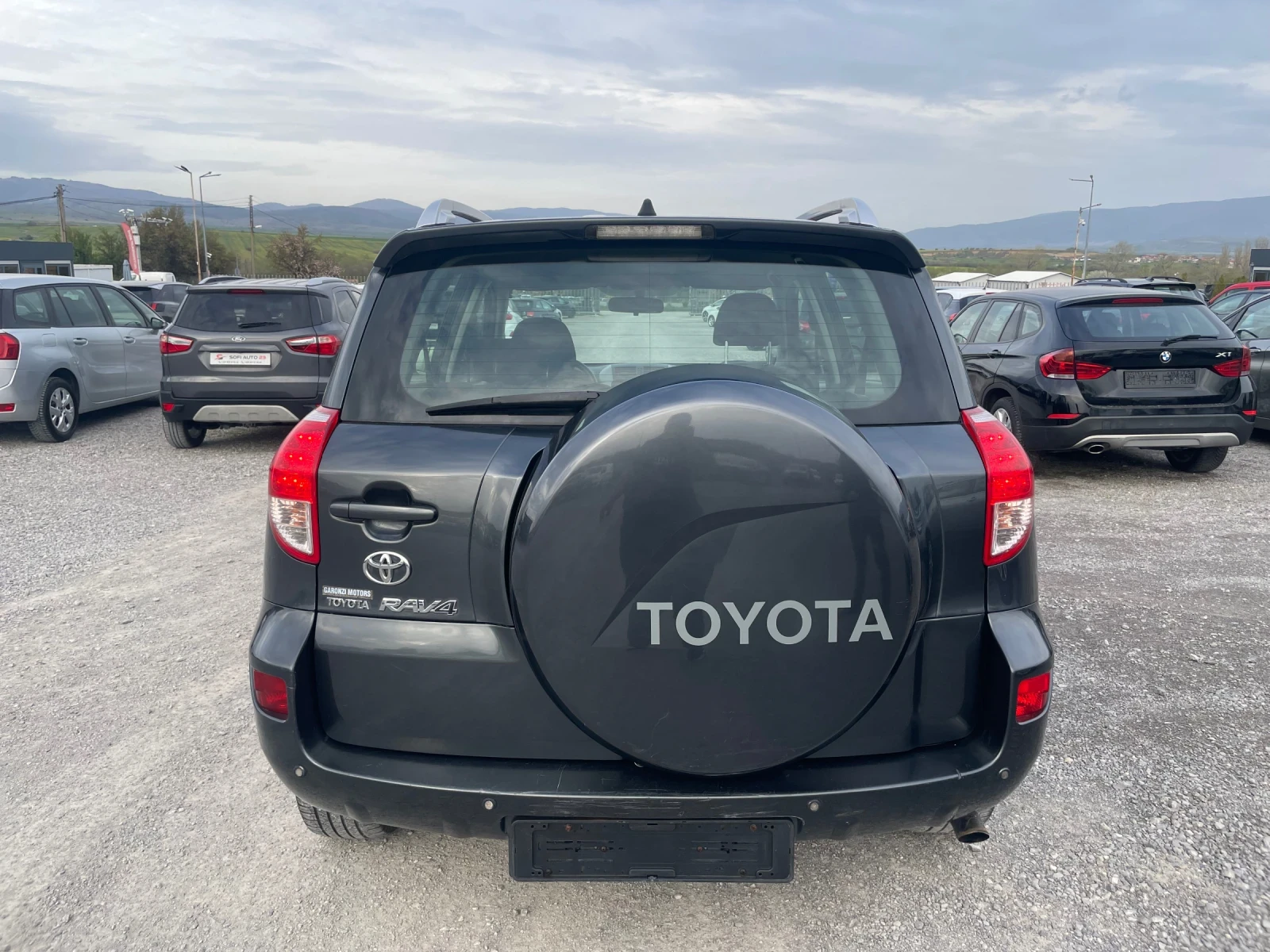 Toyota Rav4 2.2 D4D 4X4, снимка 6 - Автомобили и джипове - 54222147