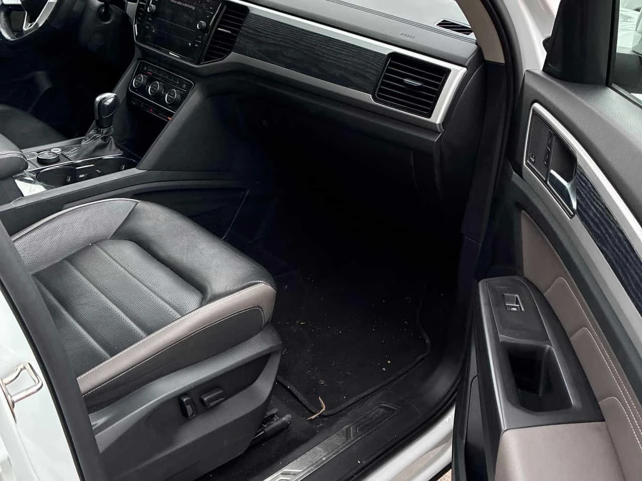 VW Atlas * Execline * CARFAX * ��������� * FENDER * ������� | Mobile.bg � ����������� 15
