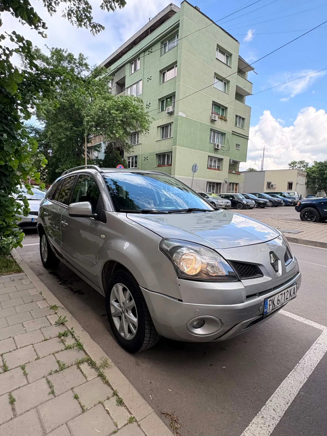 Renault Koleos, снимка 2 - Автомобили и джипове - 54704091