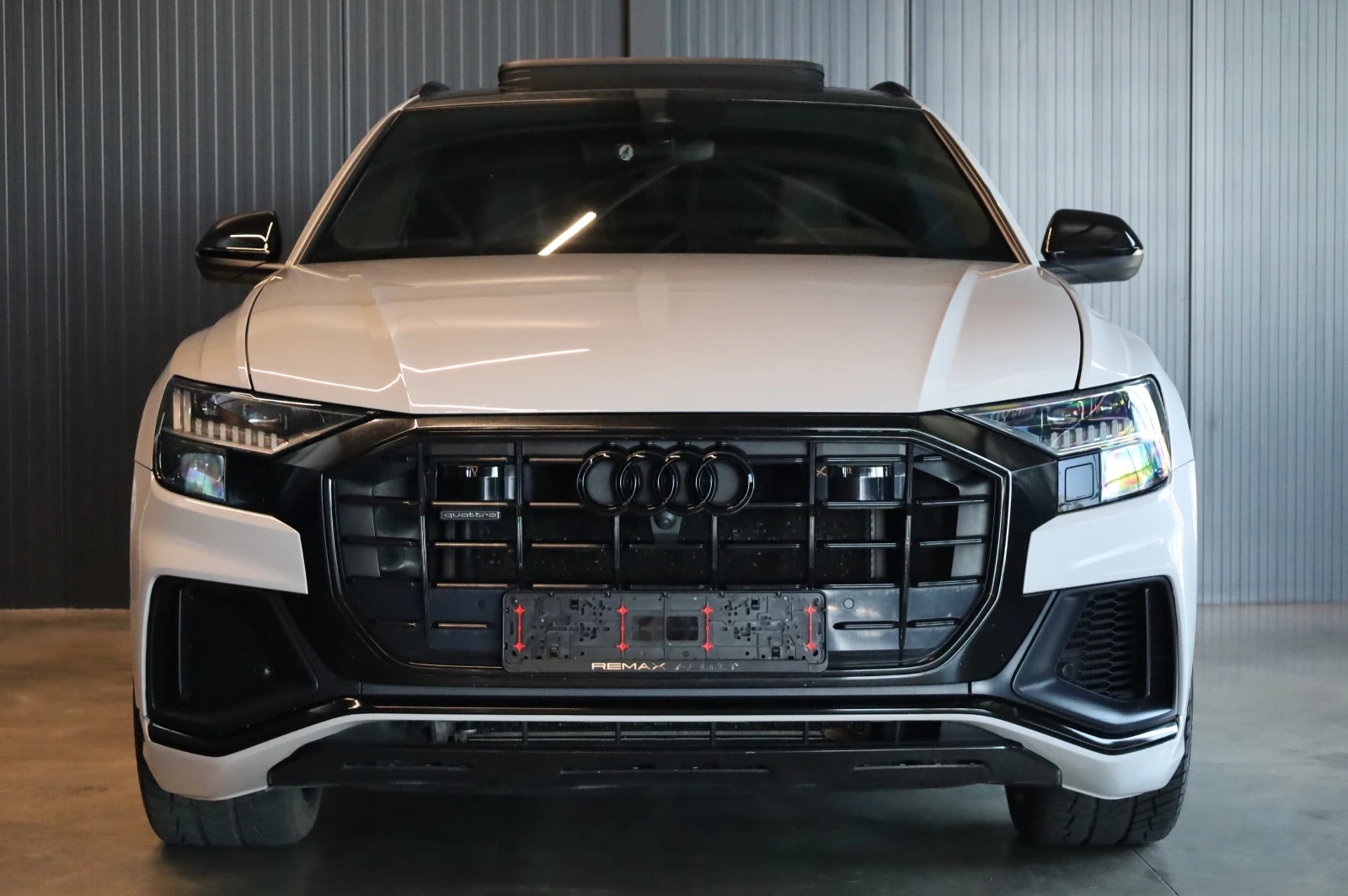 Audi Q8 3XS-LINE* RS* HD MATRIX LIGHTS* PANO* 360* , снимка 2 - Автомобили и джипове - 55529434