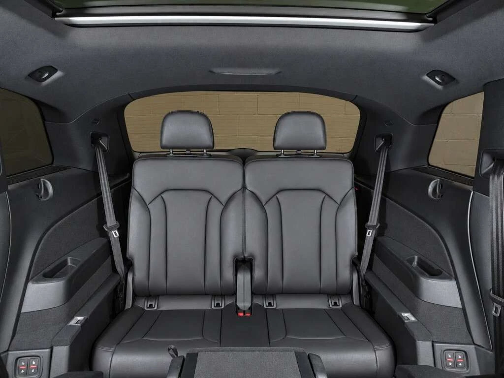Audi Q7 3.0T / 7 Места / ЦЕНА до БГ, снимка 15 - Автомобили и джипове - 56023434