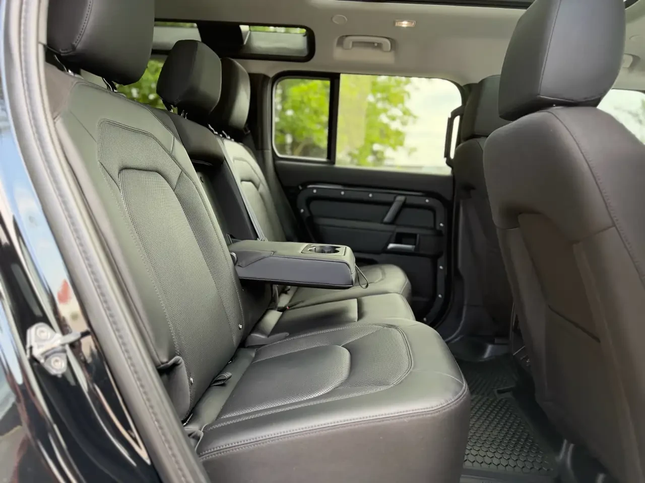 Land Rover Defender 110 P300 S| NO ACCIDENTS All Wheel Drive | Mobile.bg � ����������� 12