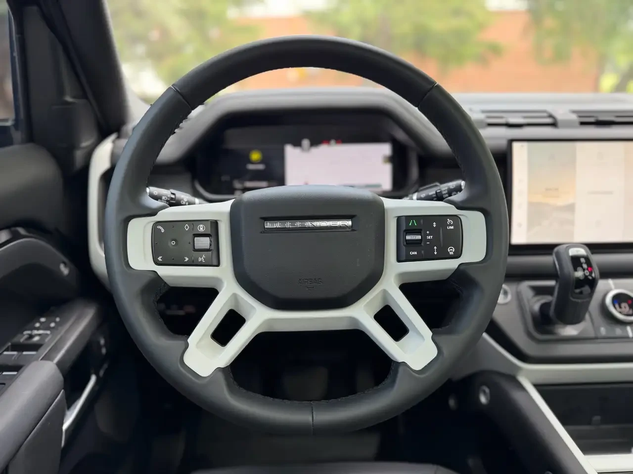 Land Rover Defender 110 P300 S| NO ACCIDENTS All Wheel Drive | Mobile.bg � ����������� 9