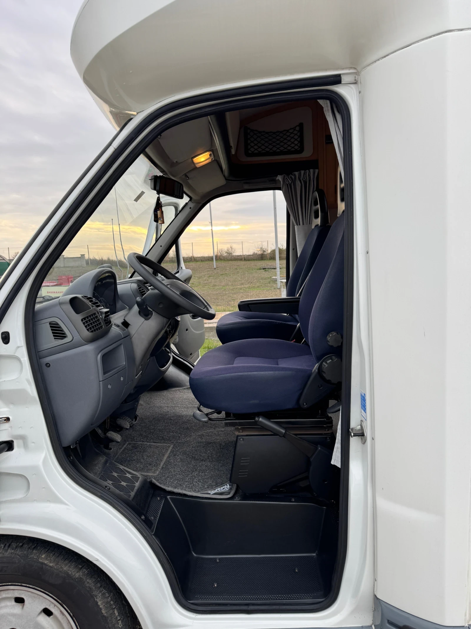  Fiat Challenger  | Mobile.bg   6