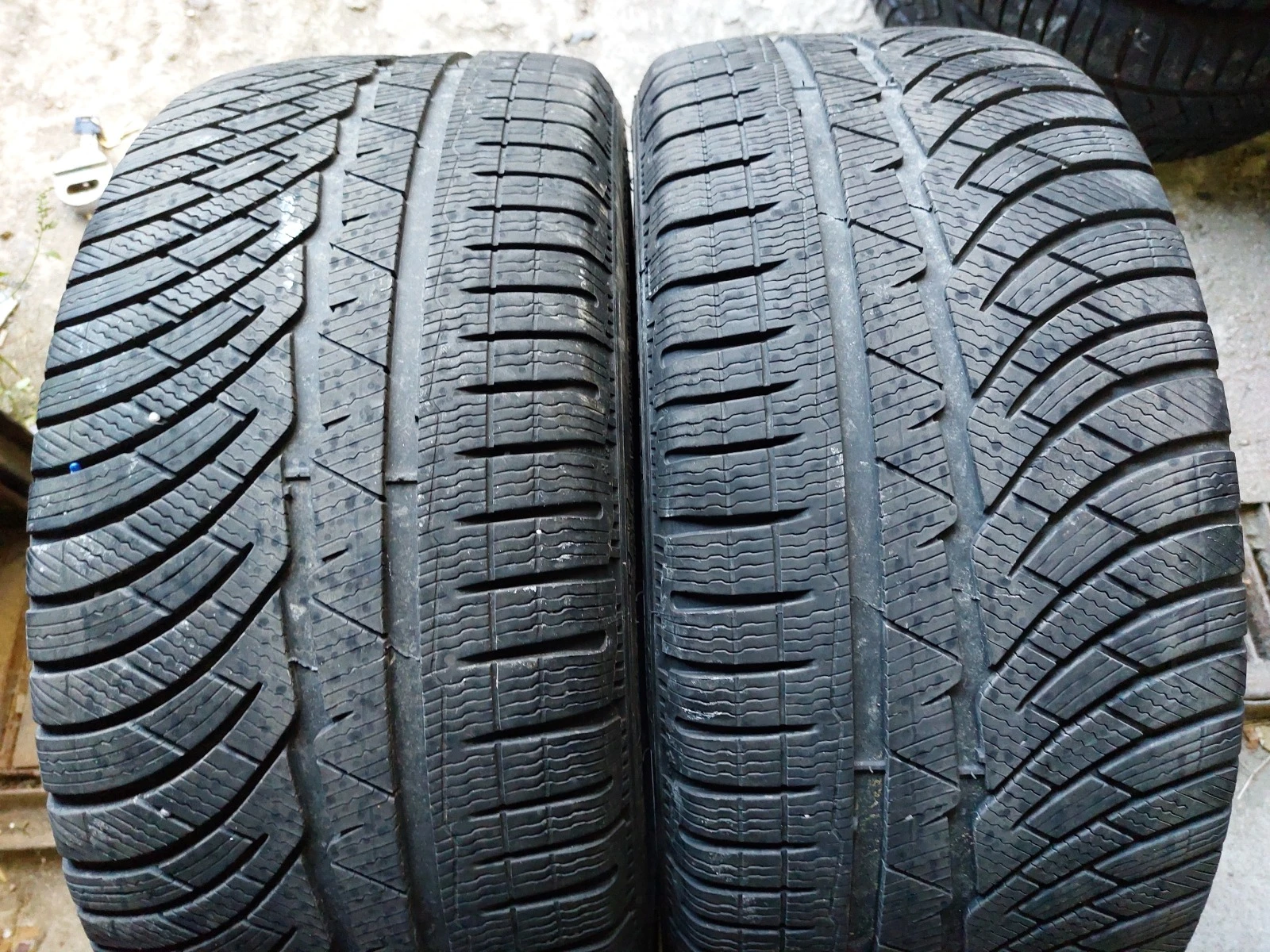 ���� 245/40R18 | Mobile.bg � ����������� 1