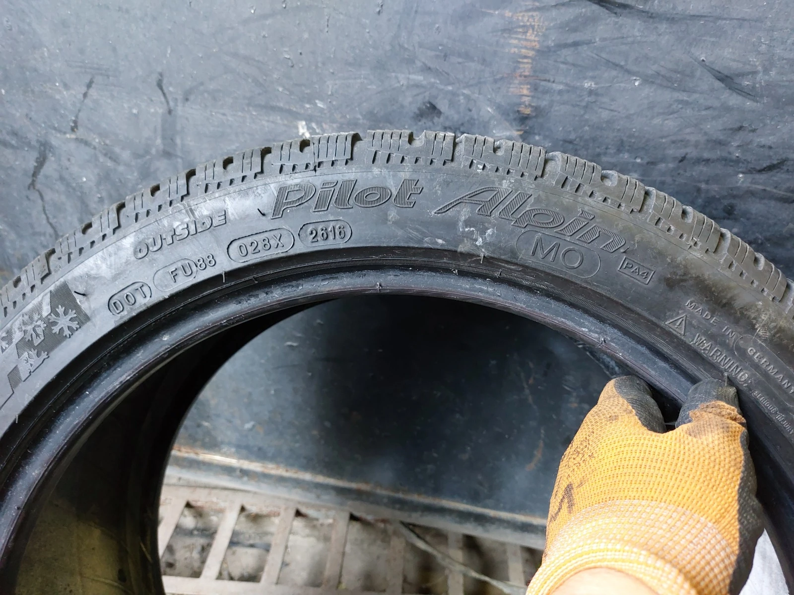 ���� 245/40R18 | Mobile.bg � ����������� 6