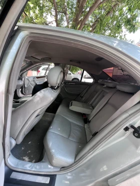 Mercedes-Benz C 270, снимка 15