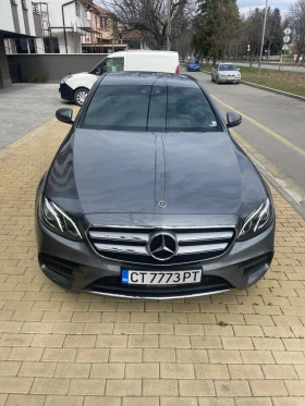 Mercedes-Benz E 220 AMG 4-MATIK, снимка 3