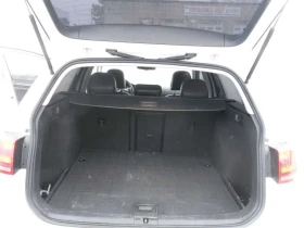 VW Golf * 4dr Auto 2.0 TDI Highline NAVI PANOROOF CAMERA * - 12900 € / 25230.21 лв. - 49450144 9