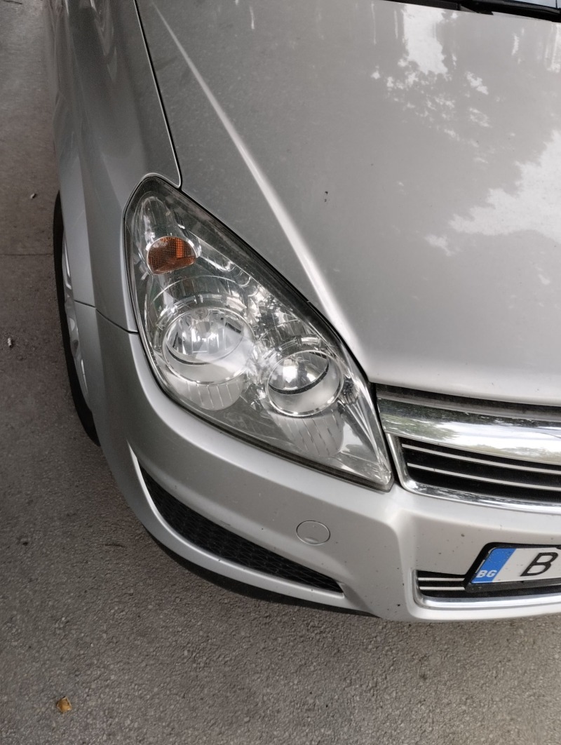 Opel Astra 1.7cdti, снимка 4 - Автомобили и джипове - 46302705