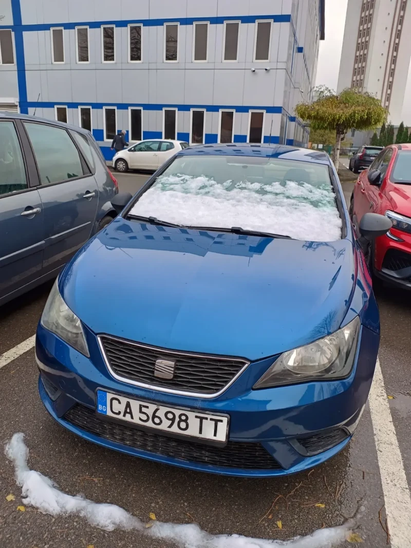 Seat Ibiza 1.2, снимка 5 - Автомобили и джипове - 47958336