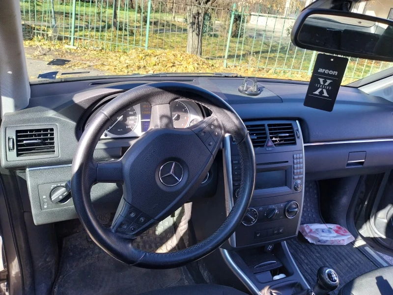 Mercedes-Benz B 150, снимка 7 - Автомобили и джипове - 48085746