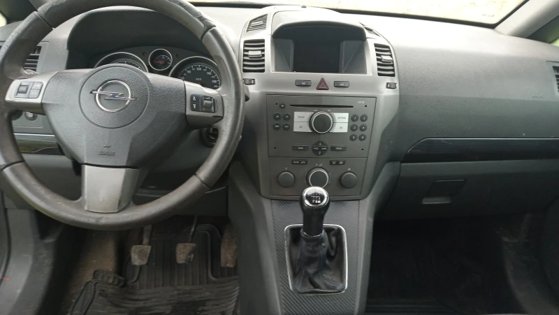 Opel Zafira, снимка 8 - Автомобили и джипове - 48505058