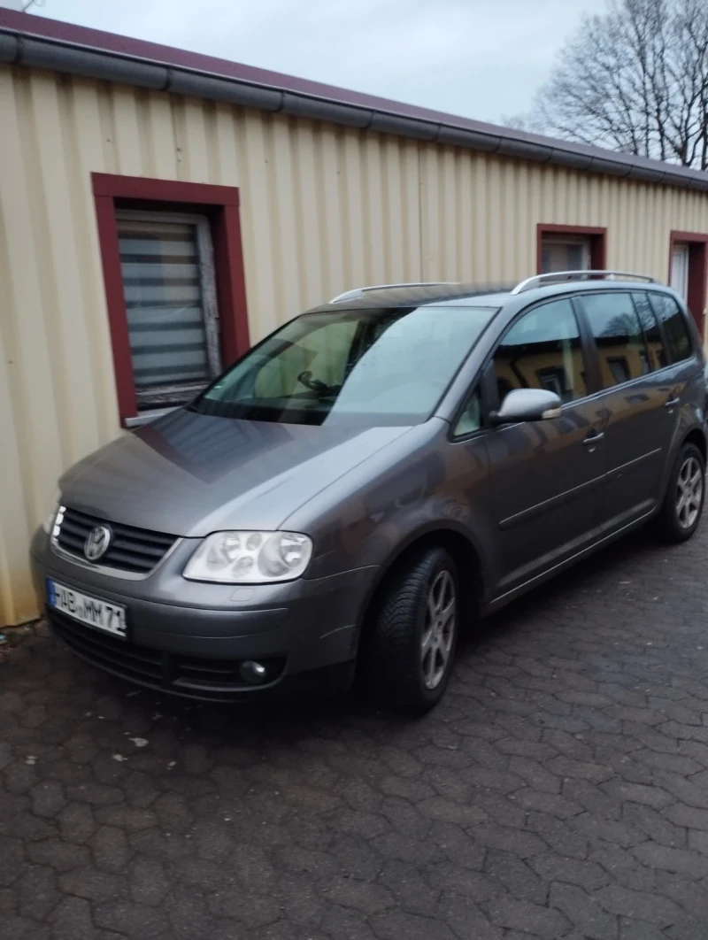 VW Touran, снимка 1 - Автомобили и джипове - 48974683