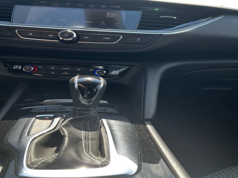 Opel Insignia, снимка 7 - Автомобили и джипове - 52864503