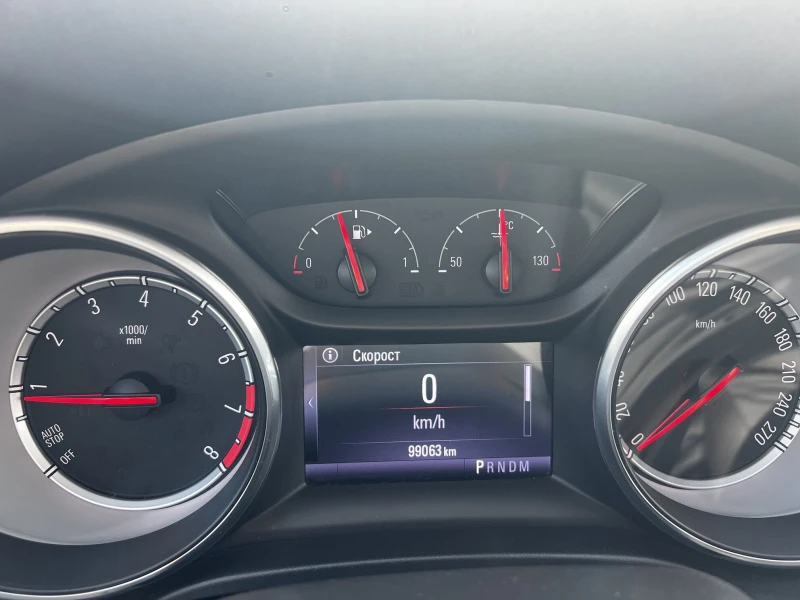 Opel Insignia, снимка 5 - Автомобили и джипове - 52864503