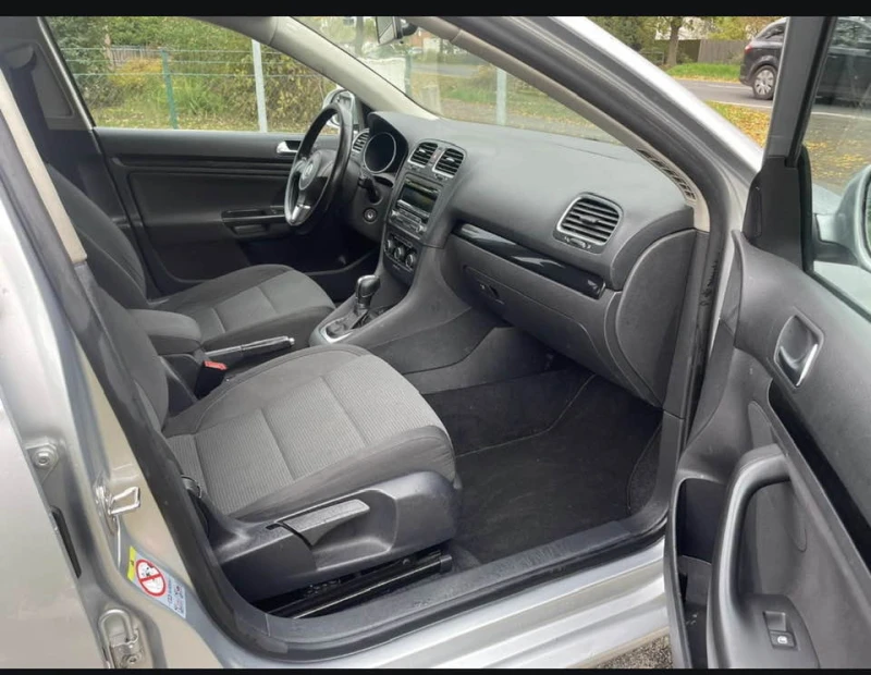 VW Golf 2.0TDI DSG, снимка 5 - Автомобили и джипове - 52825694