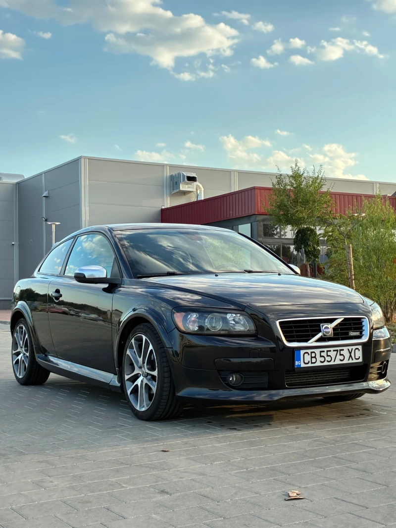 Volvo C30 R-DESING, снимка 2 - Автомобили и джипове - 51101397