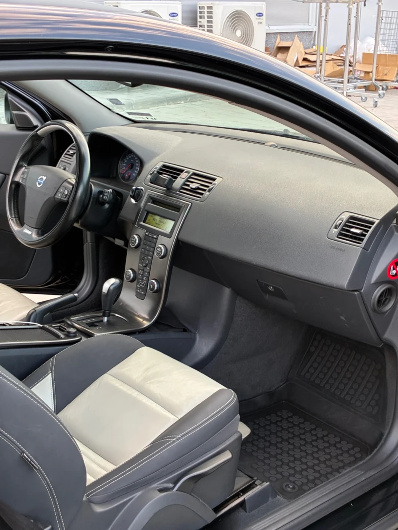 Volvo C30 R-DESING, снимка 9 - Автомобили и джипове - 51101397
