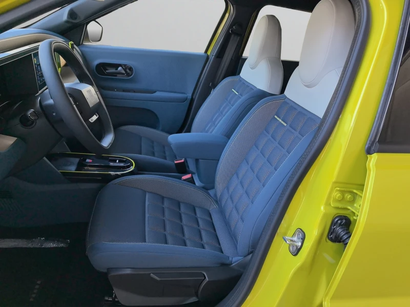 Fiat Grande Panda LA PRIMA BEV 44 kWh 83 kW 113 hp 320, снимка 9 - Автомобили и джипове - 52413297