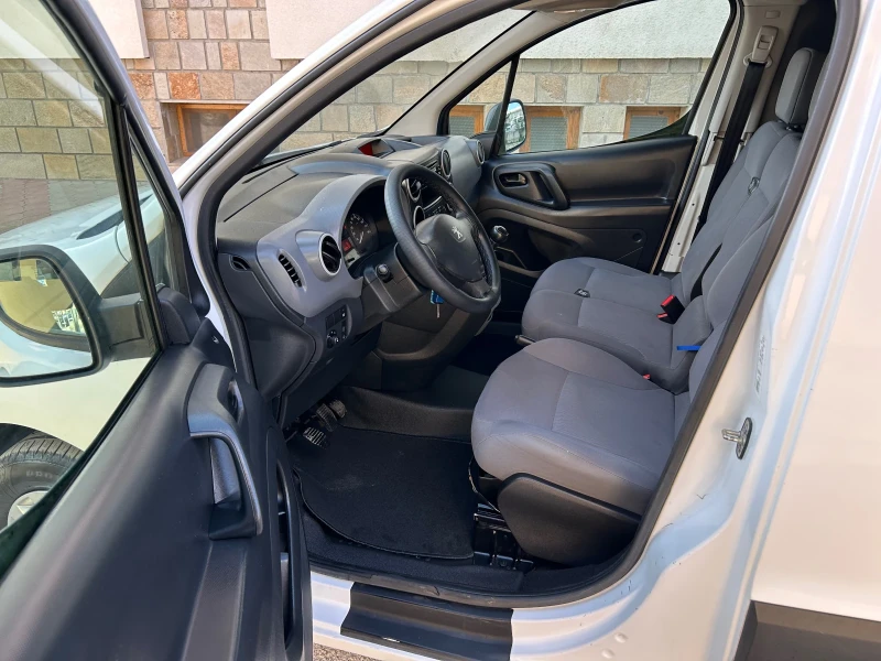 Peugeot Partner 1.6HDI 90k.c. 3 МЕСТА FACE, снимка 9 - Автомобили и джипове - 52504802