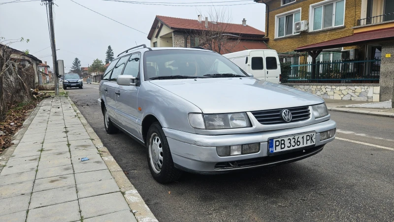 VW Passat 1.9 TDI, снимка 2 - Автомобили и джипове - 52884280