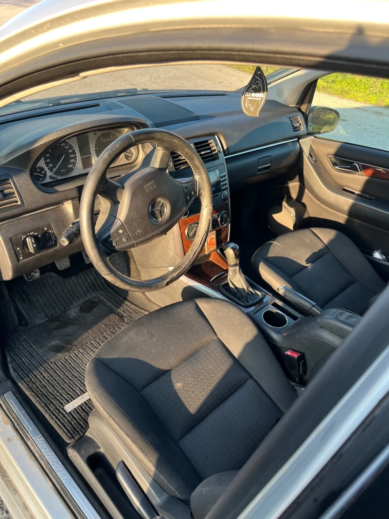 Mercedes-Benz B 200 2.0, снимка 7 - Автомобили и джипове - 53213988