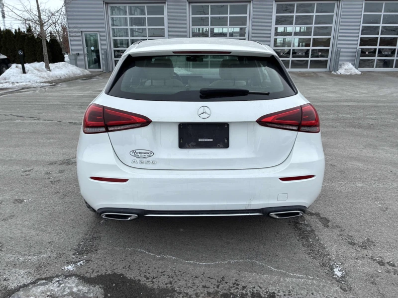 Mercedes-Benz A 250 От Mercedes представителство* Клип на мотора* Подг, снимка 4 - Автомобили и джипове - 53572471