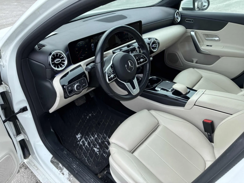 Mercedes-Benz A 250 От Mercedes представителство* Клип на мотора* Подг, снимка 5 - Автомобили и джипове - 53572471