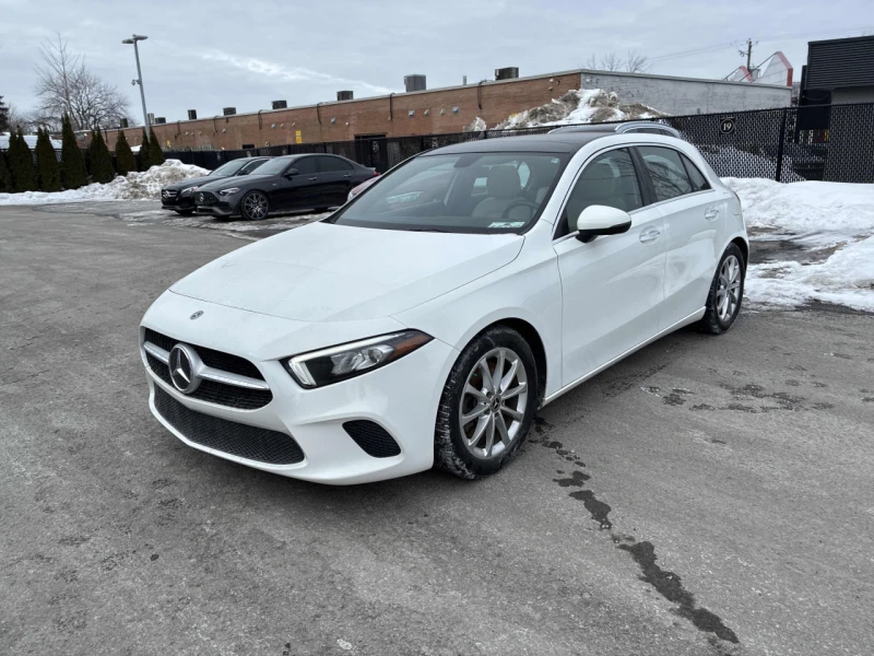 Mercedes-Benz A 250 От Mercedes представителство* Клип на мотора* Подг