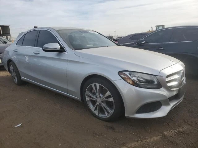 Mercedes-Benz C 300 4MATIC* КЛИП НА МОТОРА  , снимка 2 - Автомобили и джипове - 49019453