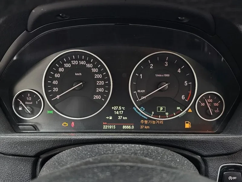 BMW 320 (F30) 320D, снимка 8 - Автомобили и джипове - 55010245
