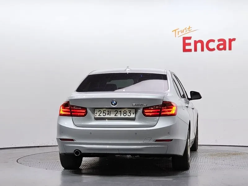 BMW 320 (F30) 320D, снимка 4 - Автомобили и джипове - 55010245
