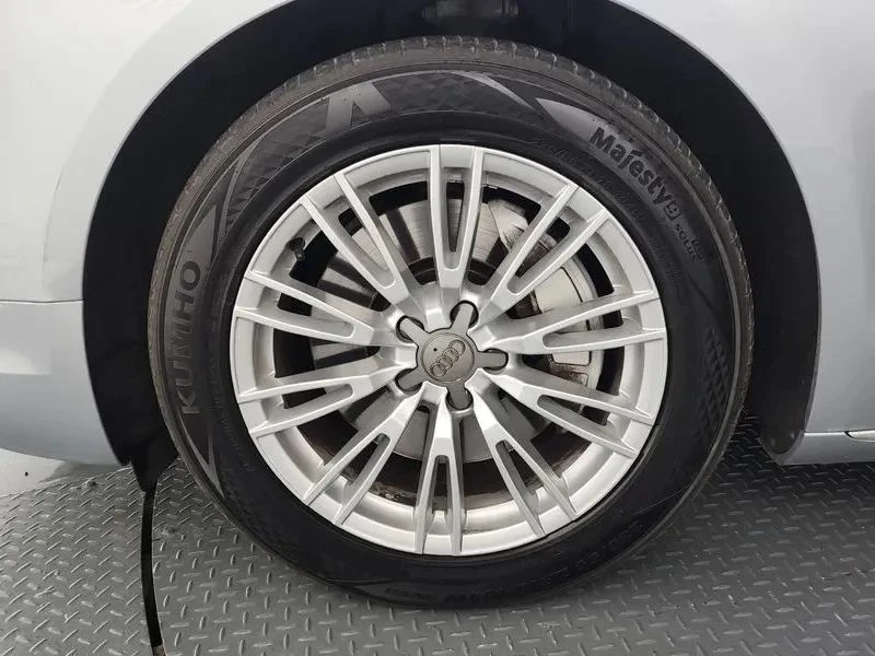 Audi A8, снимка 5 - Автомобили и джипове - 56689737