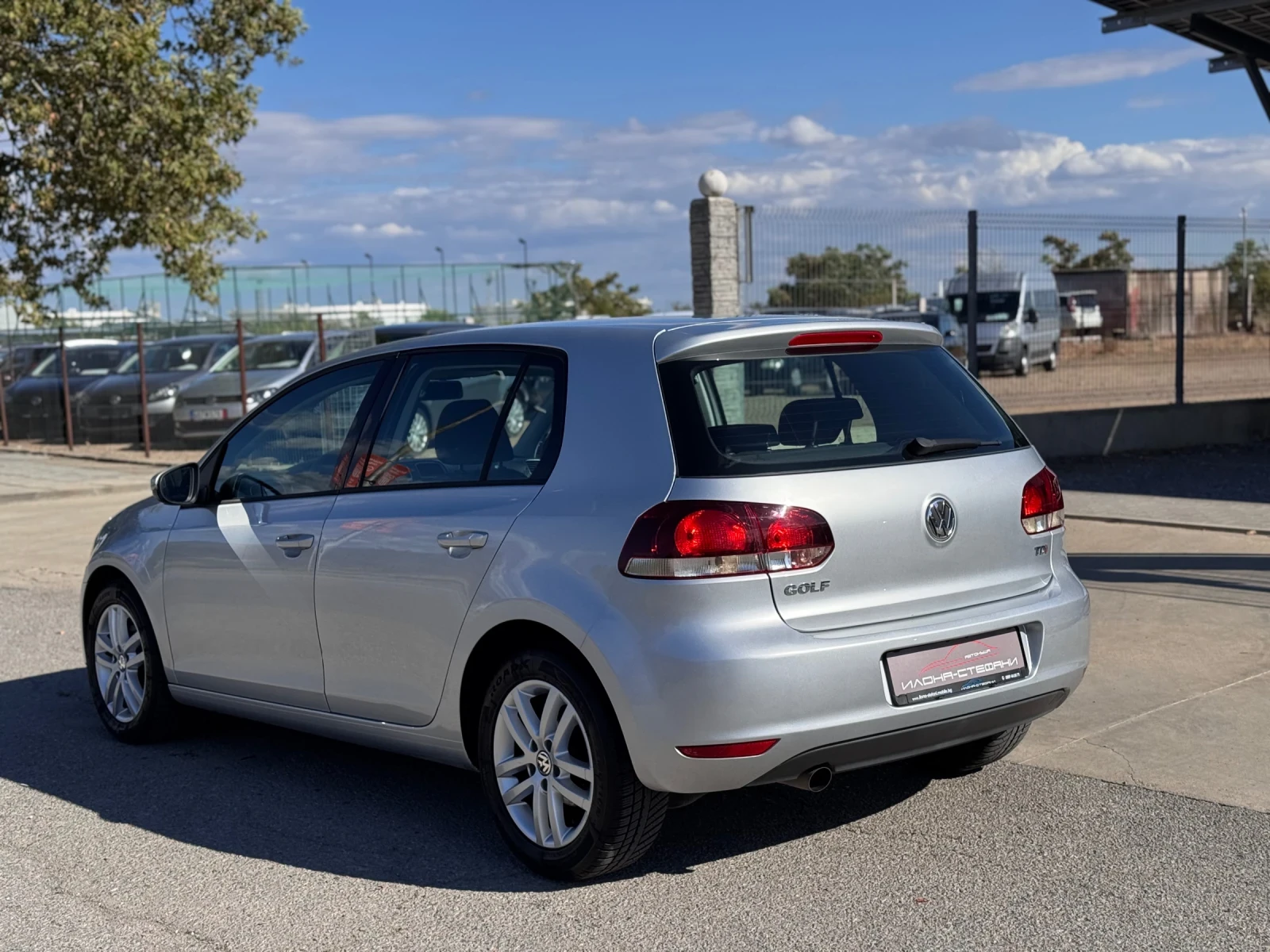 VW Golf 1.6TDI 105кс * 3бр* HIGHLINE* ПЕРФЕКТЕН - изображение 3