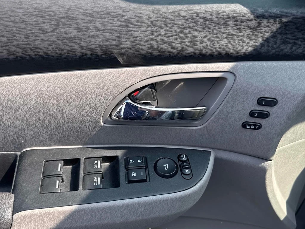 Honda Odyssey * Touring * CARFAX * БЕЗ ПЪРВОНАЧАЛНА ВНОСКА | Mobile.bg — изображение 15
