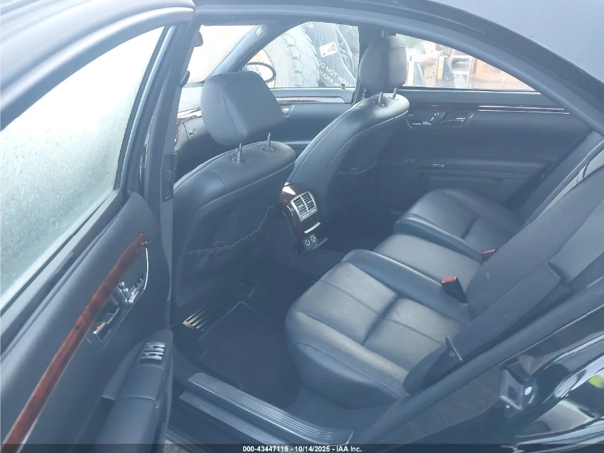 Mercedes-Benz S 550  |   |  |  | Mobile.bg   7