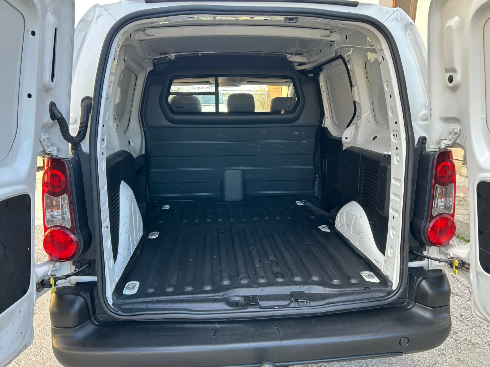 Peugeot Partner 1.6HDI 90k.c. 3  FACE | Mobile.bg   14