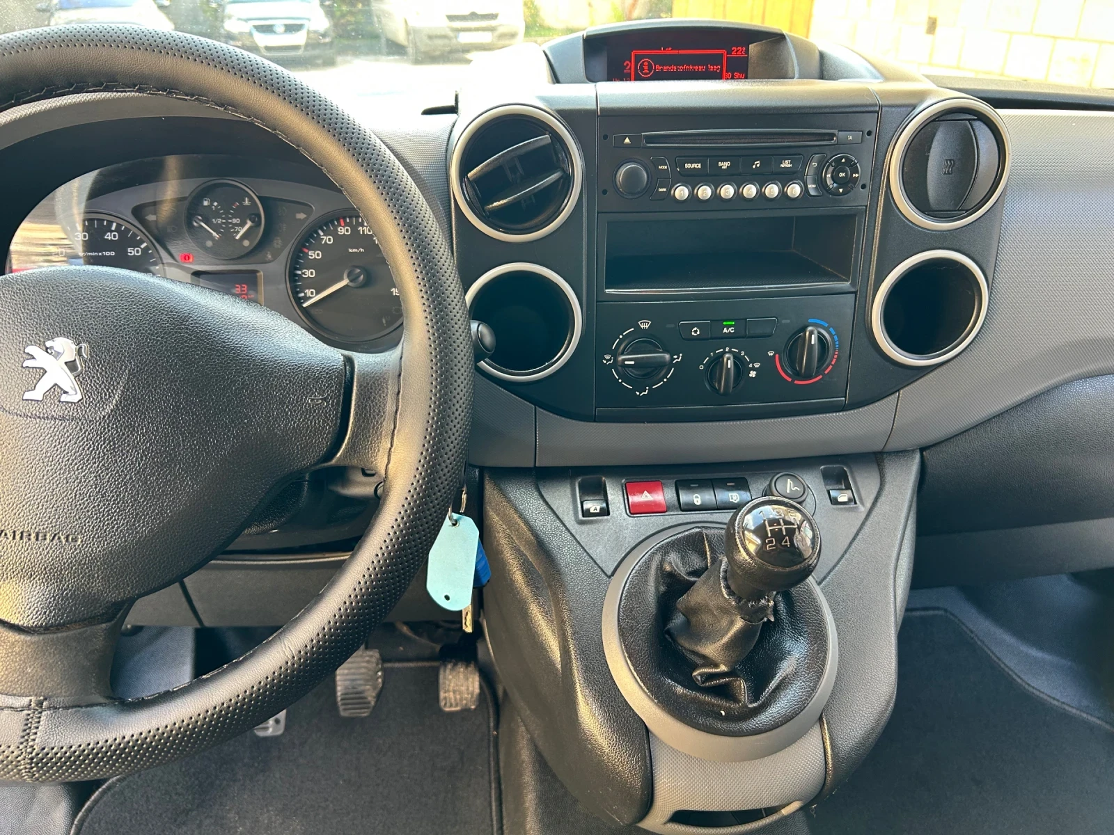 Peugeot Partner 1.6HDI 90k.c. 3  FACE | Mobile.bg   12