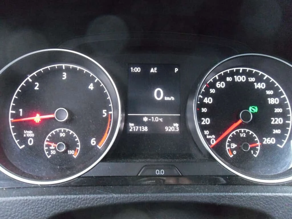 VW Golf * 4dr Auto 2.0 TDI Highline NAVI PANOROOF CAMERA * | Mobile.bg � ����������� 11