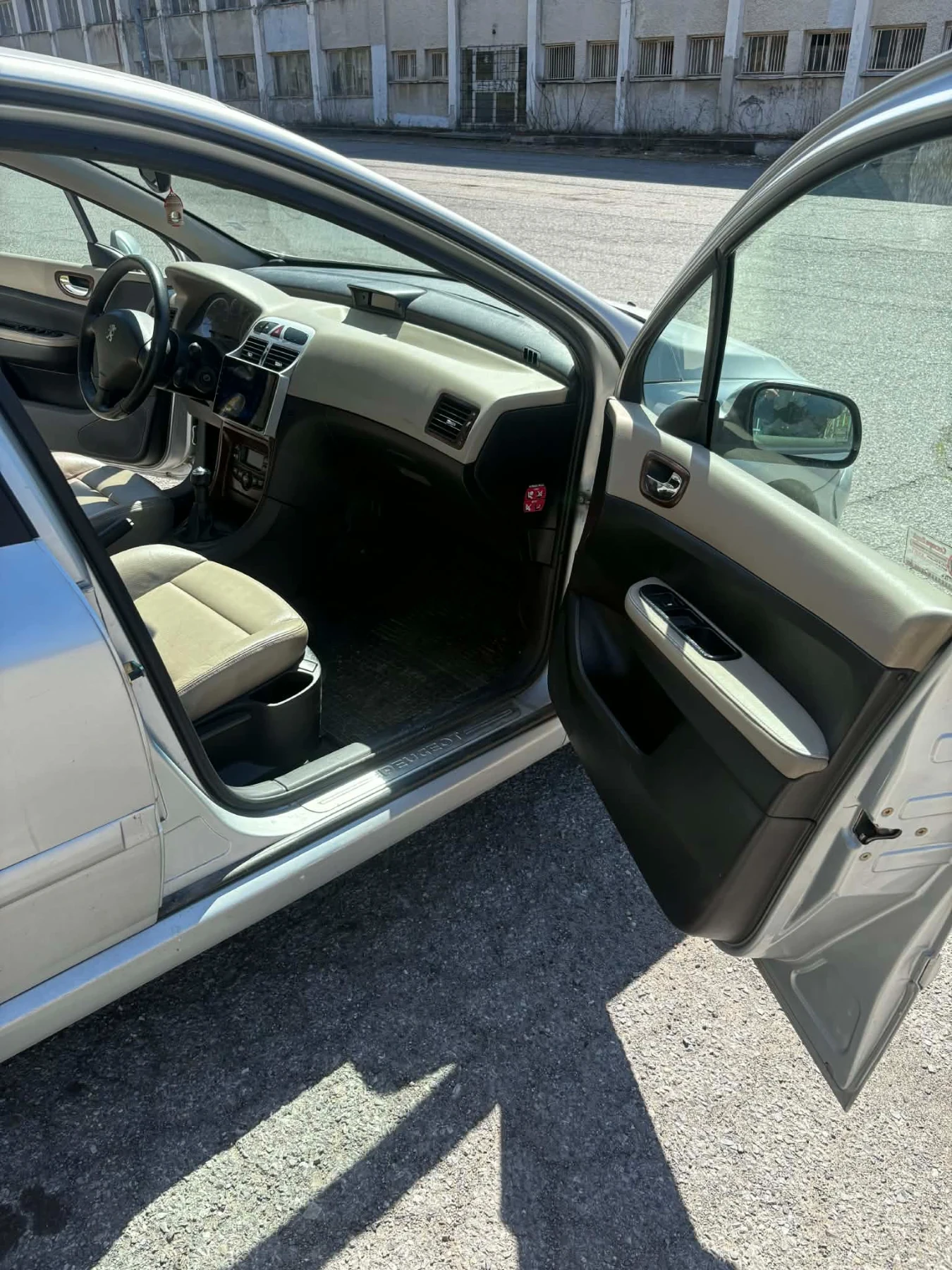 Peugeot 307, снимка 14 - Автомобили и джипове - 54138390