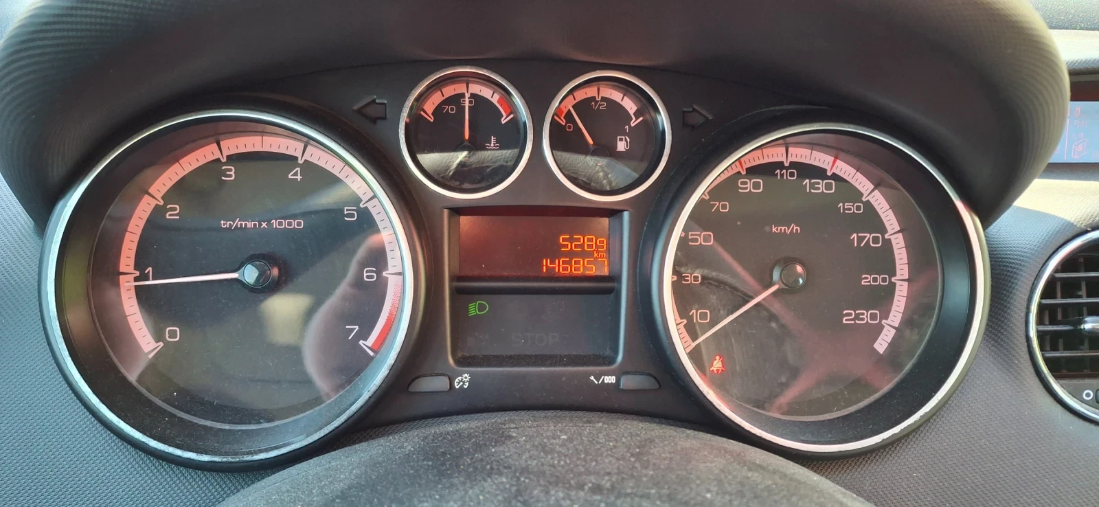 Peugeot 308, снимка 2 - Автомобили и джипове - 54334057