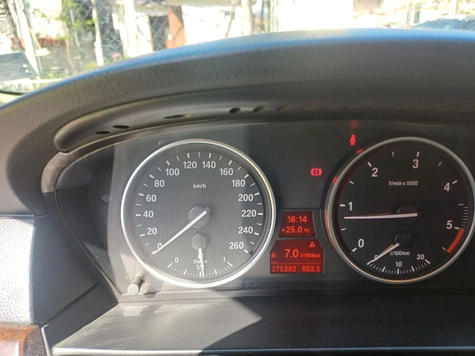 BMW 520 2.0, снимка 8 - Автомобили и джипове - 54358932