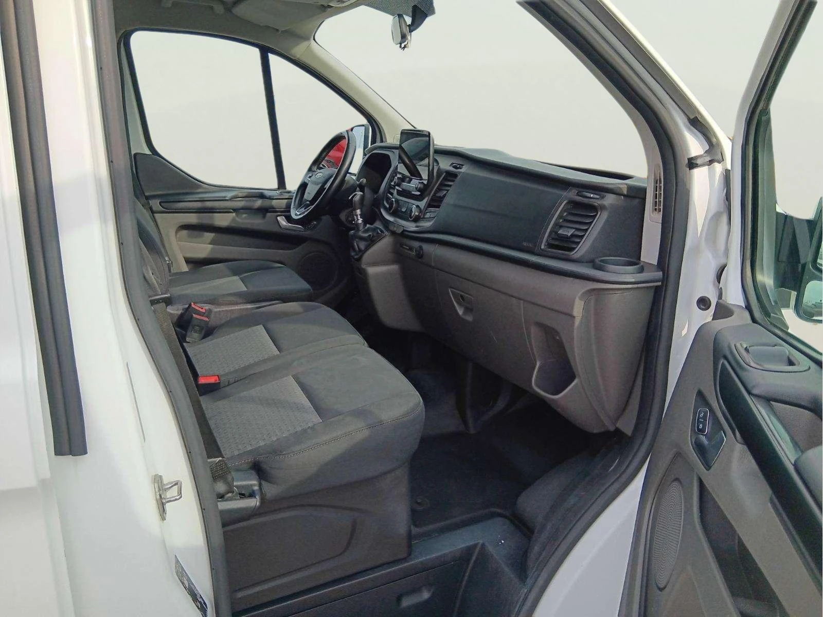 Ford Transit Custom 2.0L EcoBlue, снимка 9 - Автомобили и джипове - 54538310