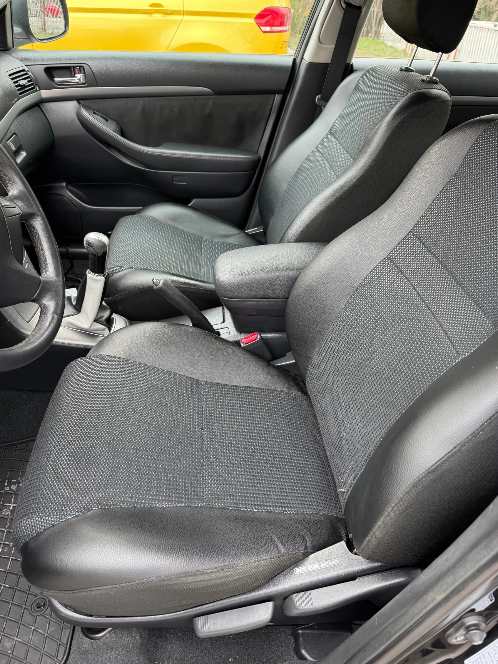 Toyota Avensis, снимка 4 - Автомобили и джипове - 54625295