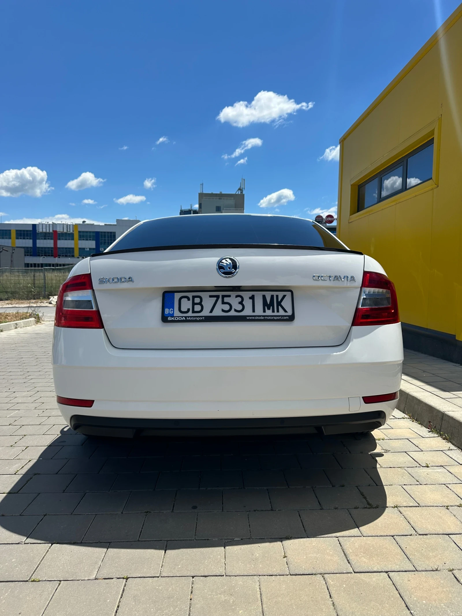 Skoda Octavia 1.4 G-TEC Facelift, снимка 6 - Автомобили и джипове - 54901579