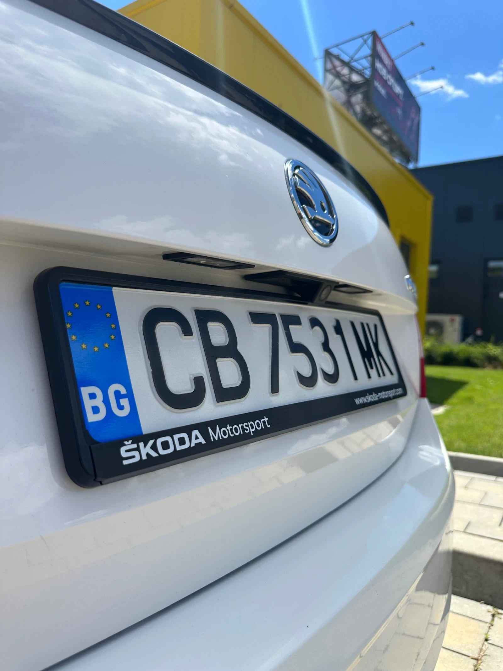 Skoda Octavia 1.4 G-TEC Facelift, снимка 13 - Автомобили и джипове - 54901579