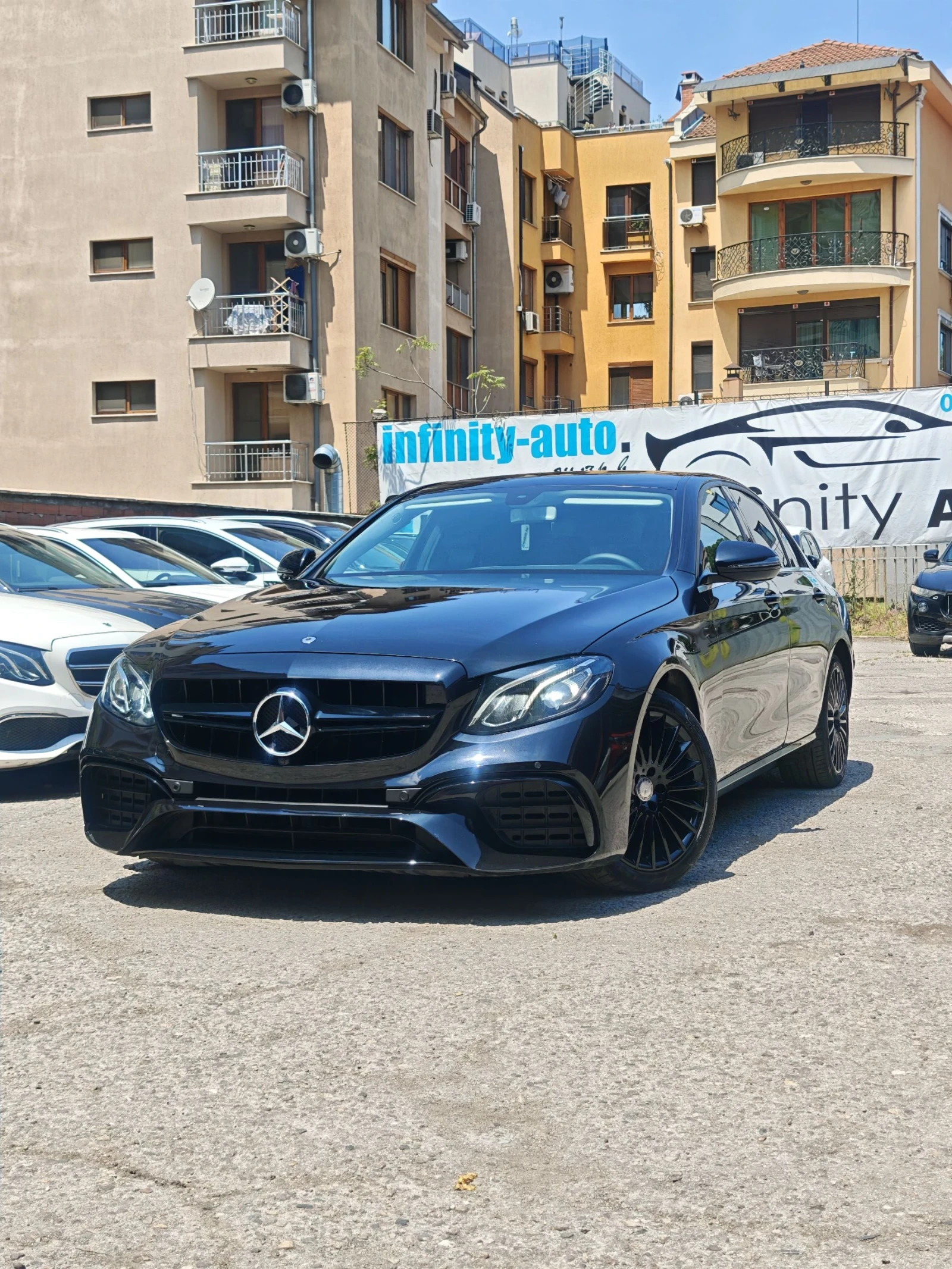 Mercedes-Benz E 220 AMG, ДИГИТАЛ, АМБИЕНТ, 3-Д, КАМЕРА, ФУЛ