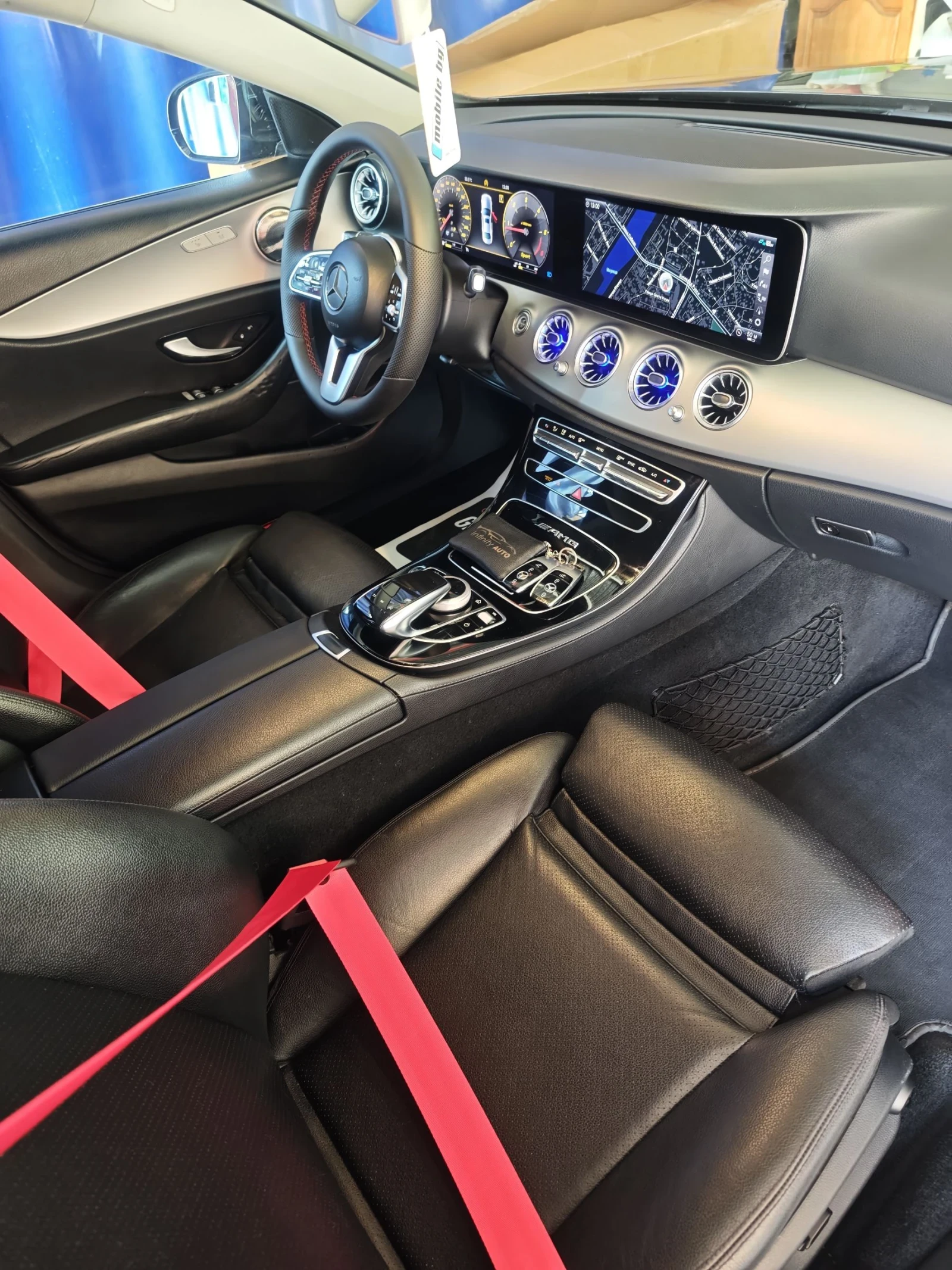 Mercedes-Benz E 220 AMG, ДИГИТАЛ, АМБИЕНТ, 3-Д, КАМЕРА, ФУЛ, снимка 8 - Автомобили и джипове - 55075515